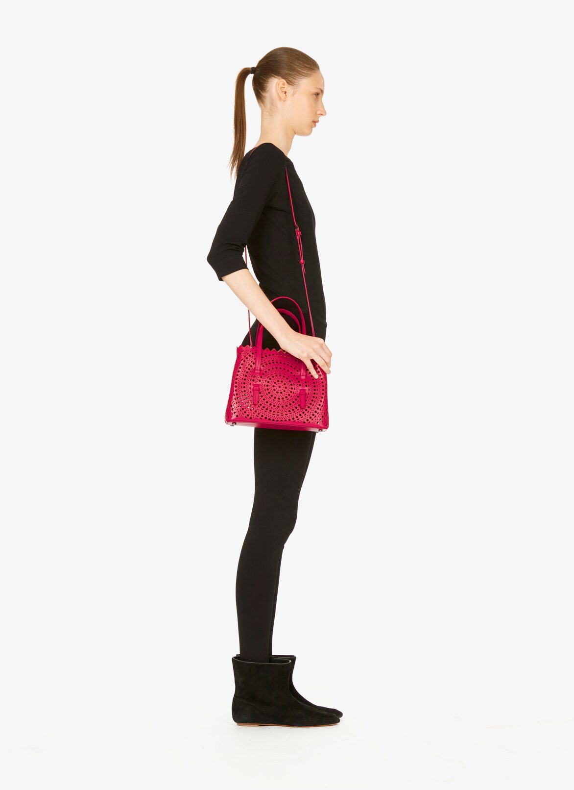 Mina 25 Tote Bag ALAÏA RASPBERRY PINK MINA 25 TOTE BAG